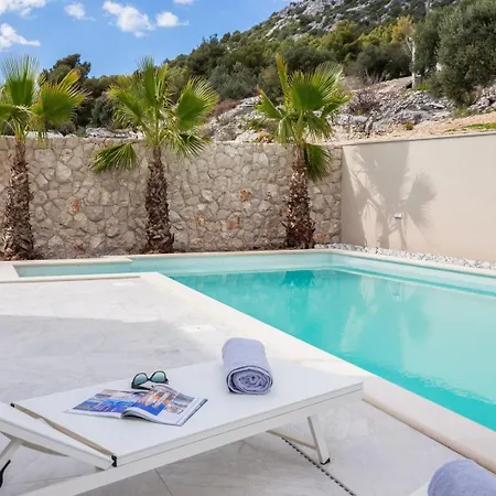 New! Brilliance Heated Pool 50 M2, Sea View *