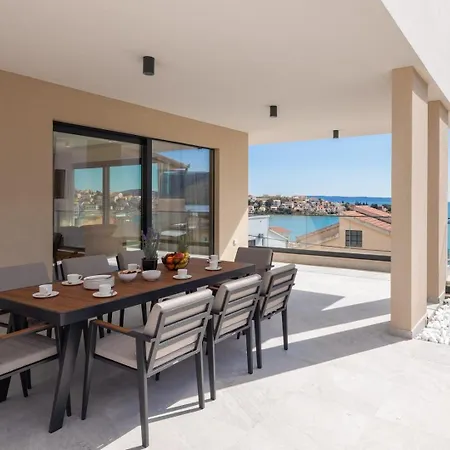 New! Brilliance Heated Pool 50 M2, Sea View Vila Vranjic