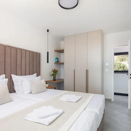 New! Brilliance Heated Pool 50 M2, Sea View Vranjic