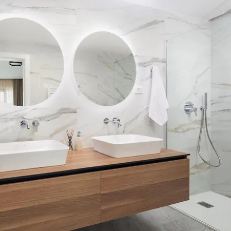 Vila New! Brilliance Heated Pool 50 M2, Sea View *