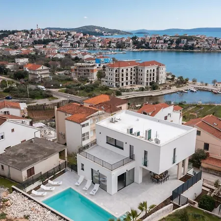 New! Brilliance Heated Pool 50 M2, Sea View * Vranjic